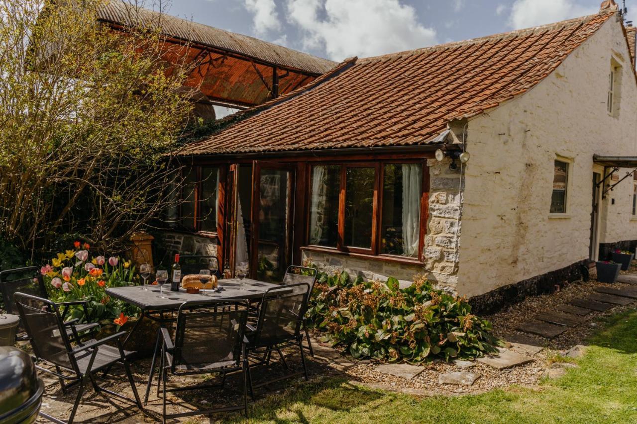 Little England Retreats - Cottage, Yurt And Shepherd Huts Othery Exterior foto