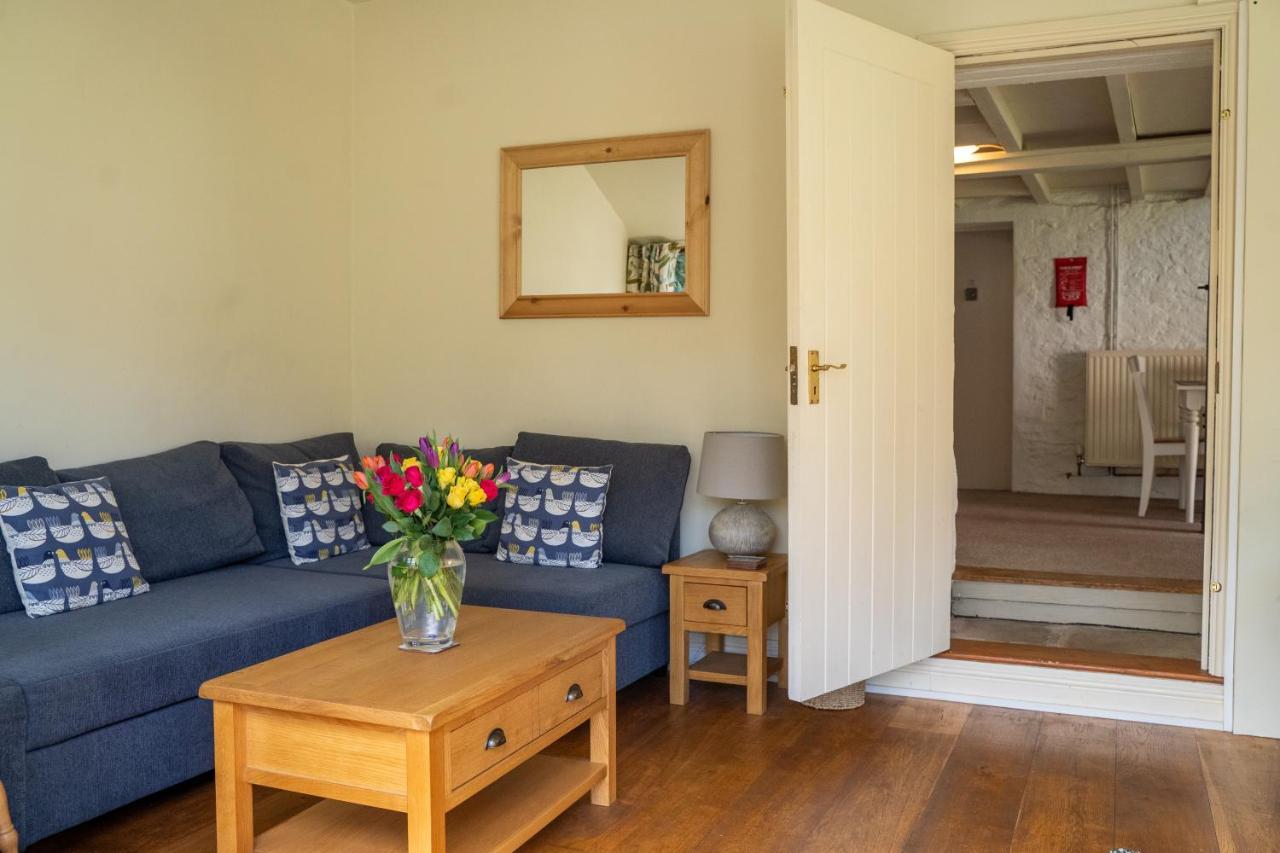 Little England Retreats - Cottage, Yurt And Shepherd Huts Othery Exterior foto