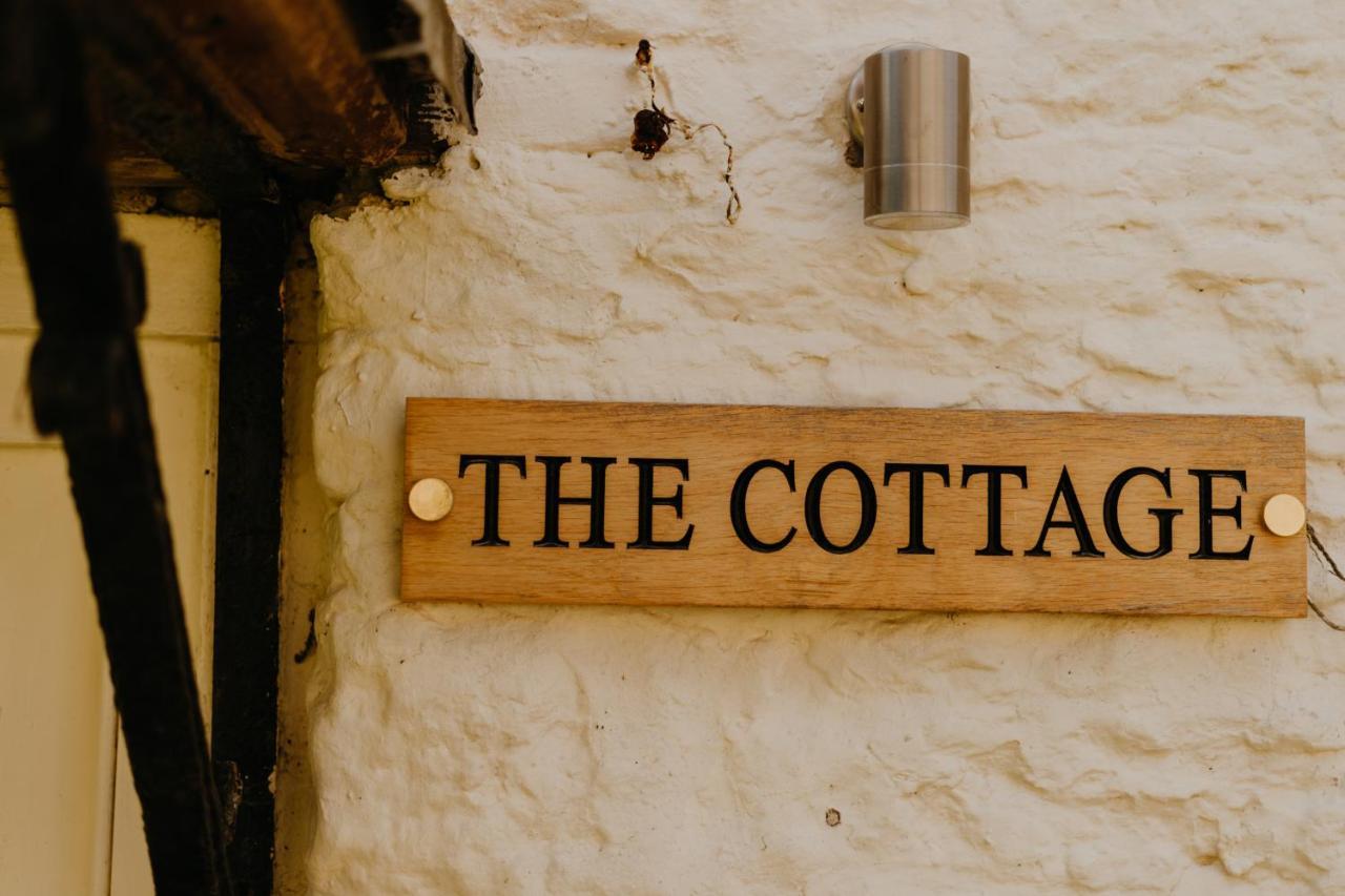 Little England Retreats - Cottage, Yurt And Shepherd Huts Othery Exterior foto