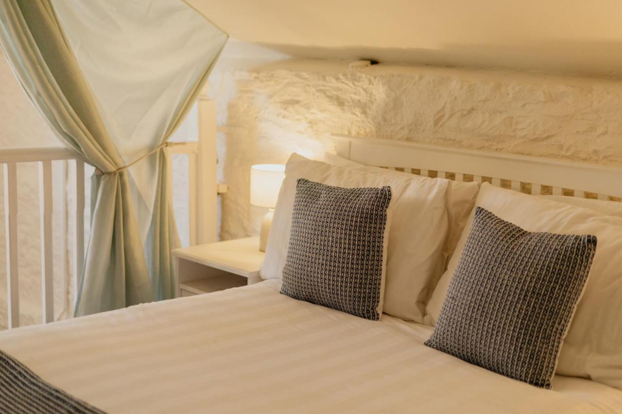 Little England Retreats - Cottage, Yurt And Shepherd Huts Othery Exterior foto
