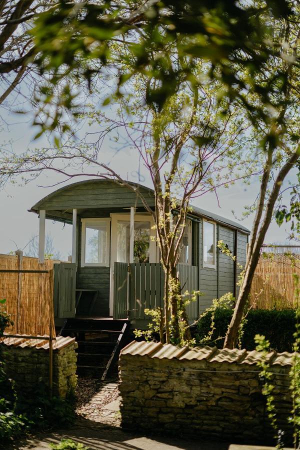 Little England Retreats - Cottage, Yurt And Shepherd Huts Othery Exterior foto